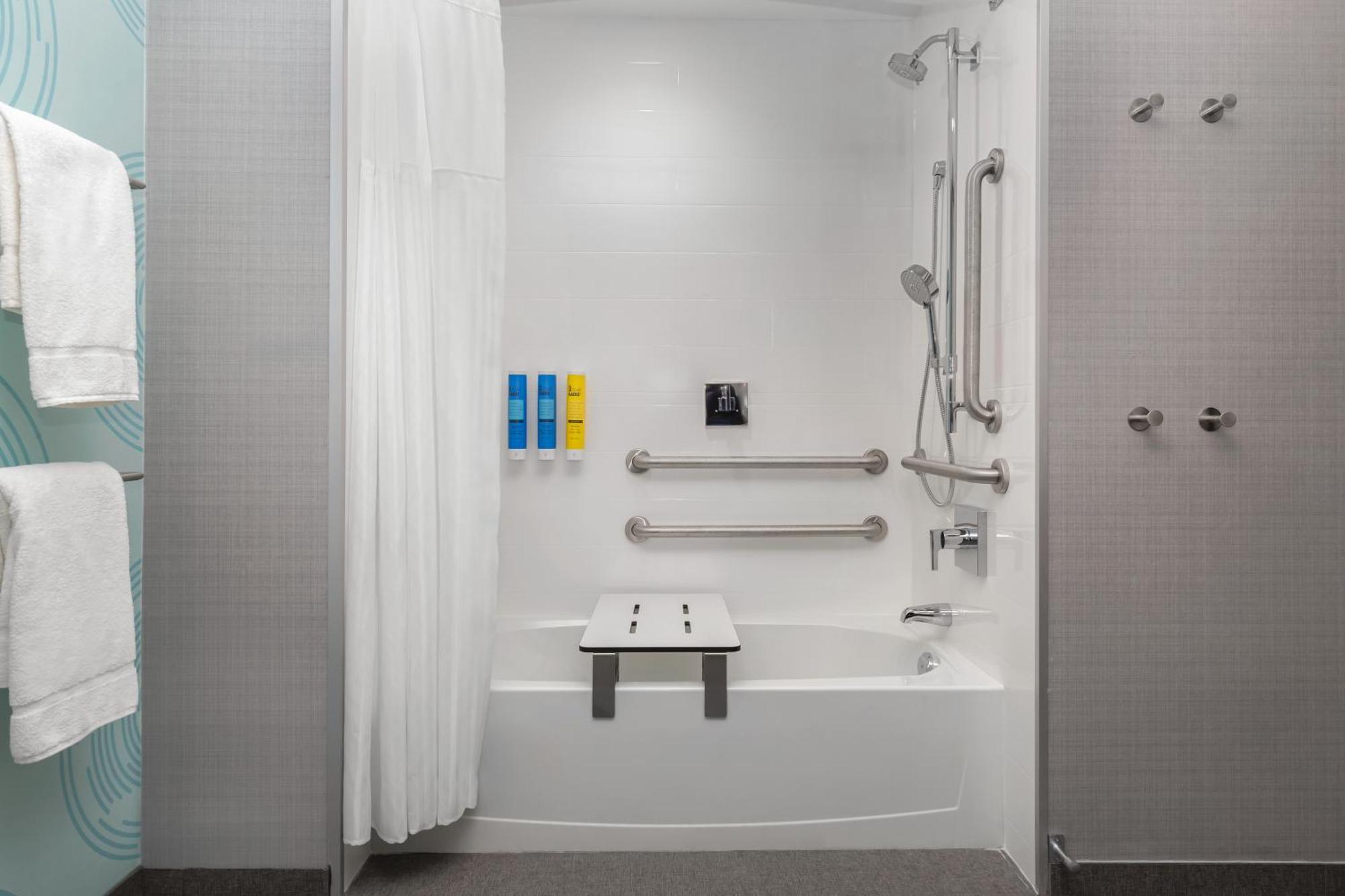 فندق Tru By Hilton Bracebridge, On المظهر الخارجي الصورة